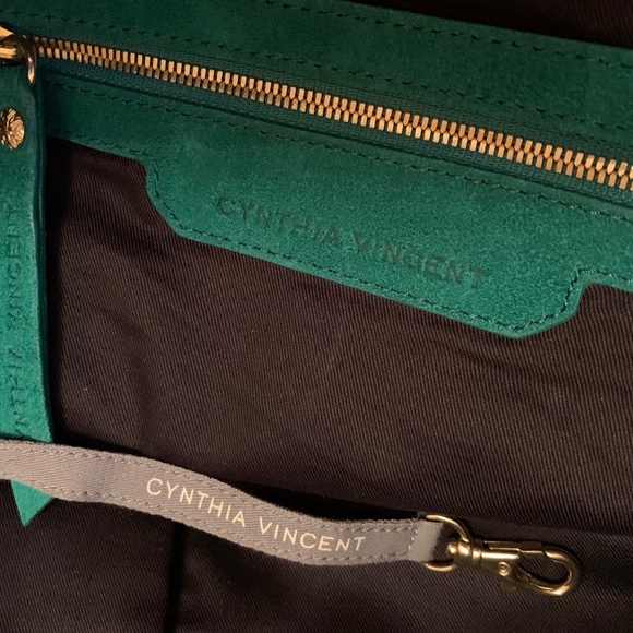 Cynthia Vincent Emerald Green Suede Boho Handbag - Picture 11 of 13